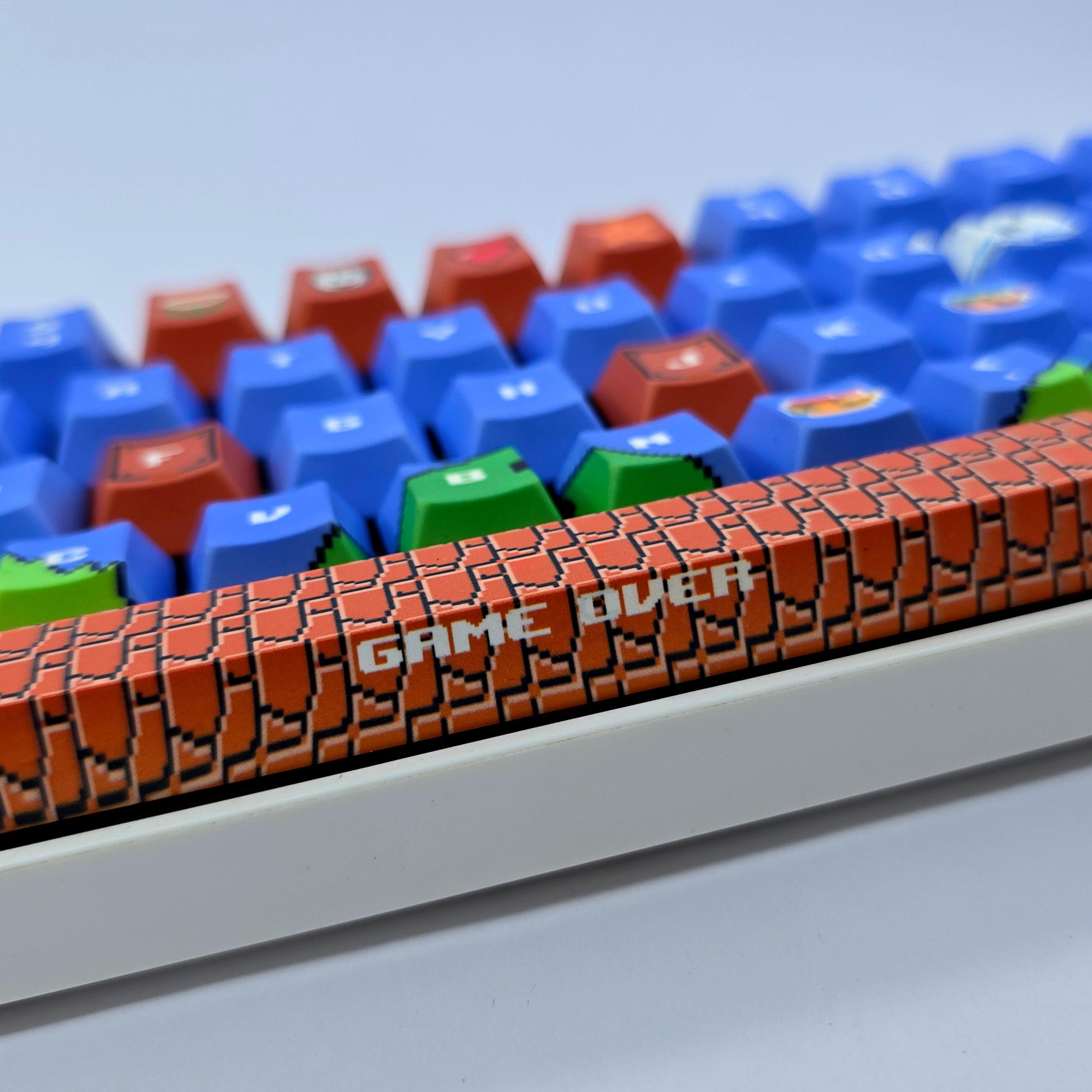 8-Bit Hero - Retro gaming keycaps set