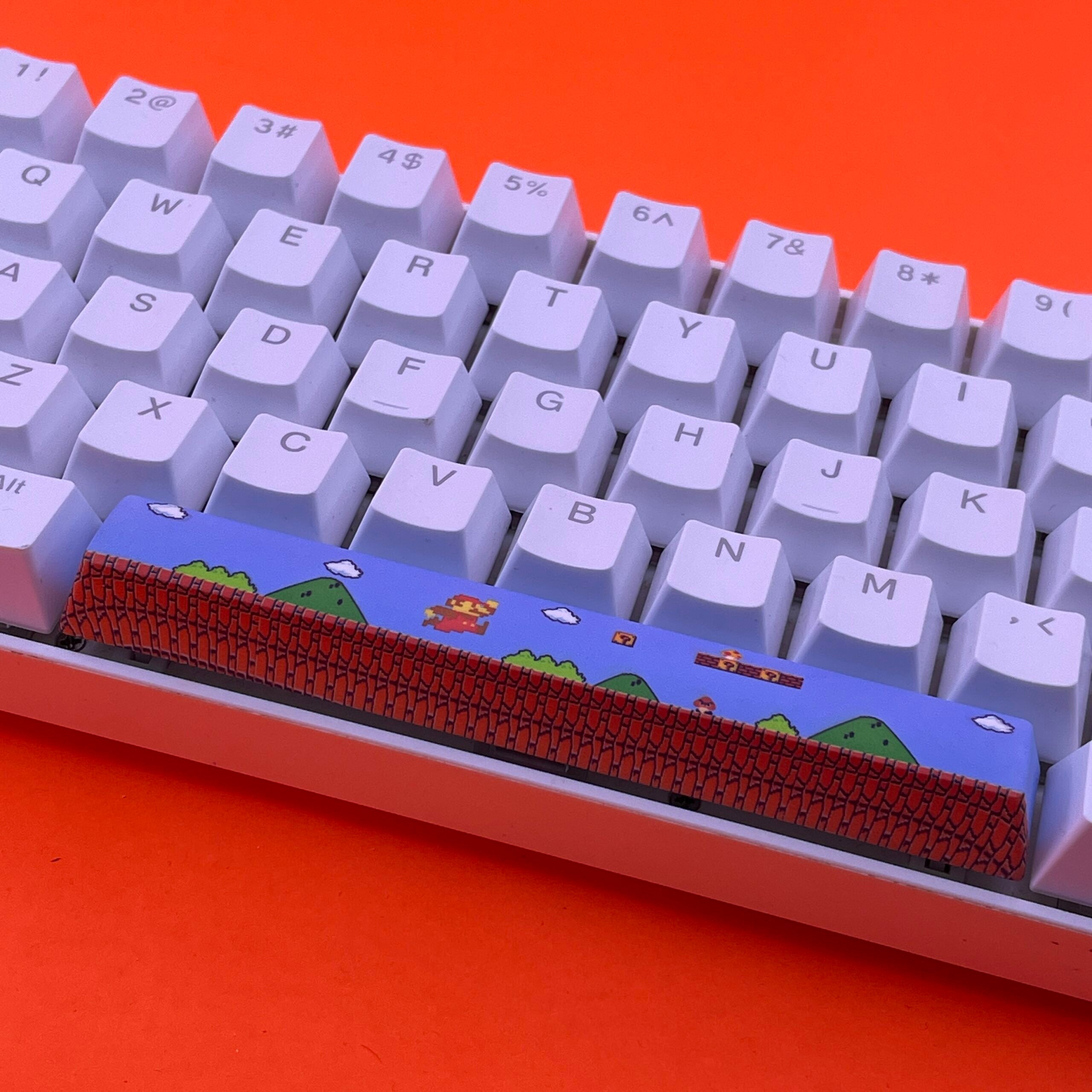 8-Bit Hero - Retro gaming spacebar